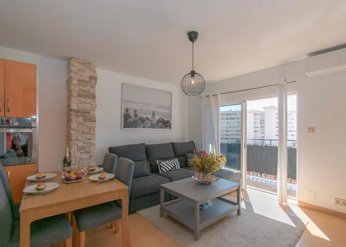 Cambural - Happy * Fuengirola